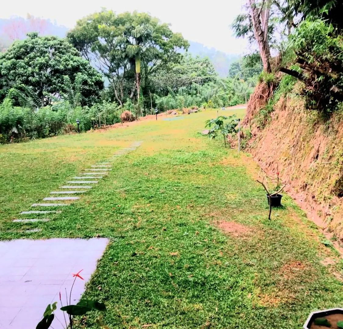 Heavenly Villa Kandy Bed & Breakfast